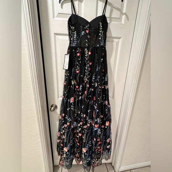 Black Floral prom dress - Picture 3 of 5
